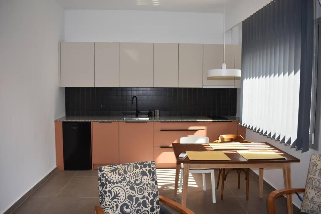 Ba & Bu Apartment 1 卡泰里尼 外观 照片
