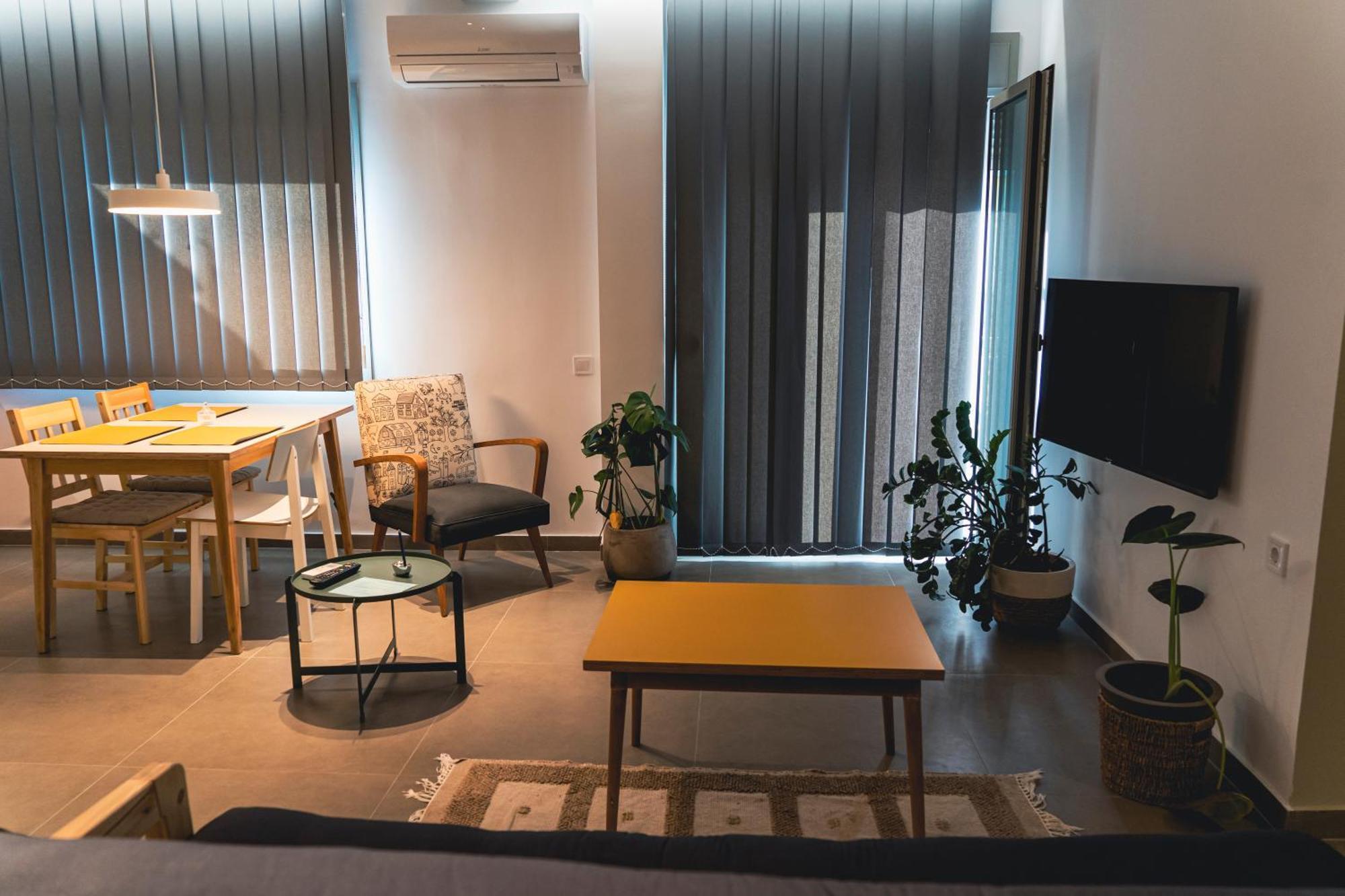 Ba & Bu Apartment 1 卡泰里尼 外观 照片